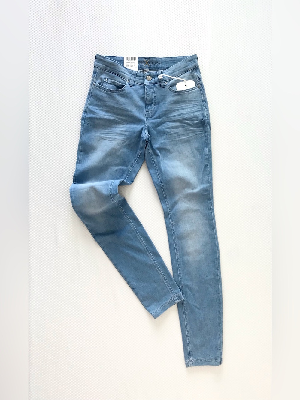Faded Light Bleach Blue Wash NWT MAC Dream Skinny Straight Stretch Denim 34